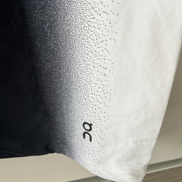 **BRAND NEW** On Running Court Track Jacket - Picture 5 of 8